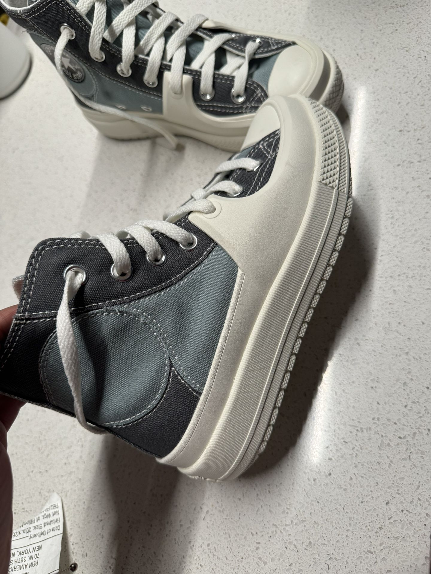 Converse