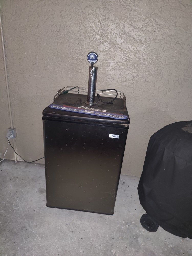 Mini Fridge Tap
