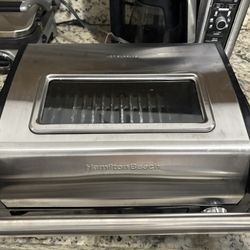 Hamilton Beach Electric Indoor Grill  Used