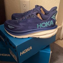 Women’s Hoka 