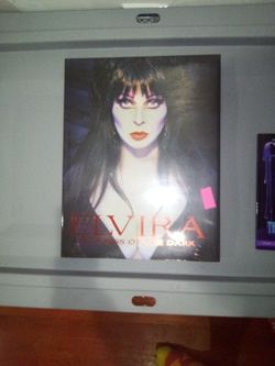NEW ELVIRA HARDCOVER COFFEE TABLE BOOK SEALED By Tweeterhead MIS