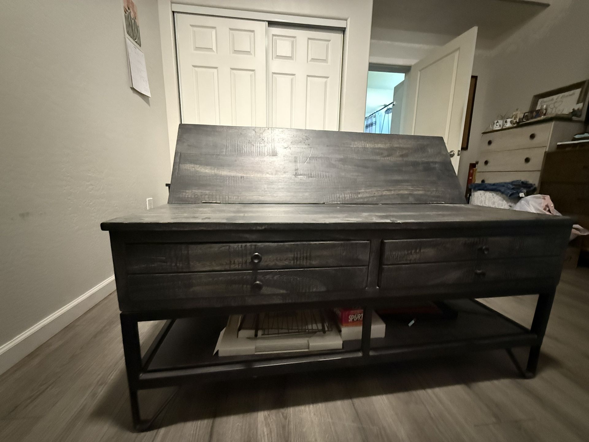 International Furniture Direct Coffee/Side Tables