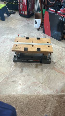 Black and decker bench top workmate