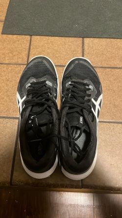 Asics volleyball shoes