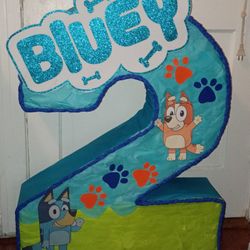 Piñata De Bluey Y Bingo Disponible En $35 Dlls