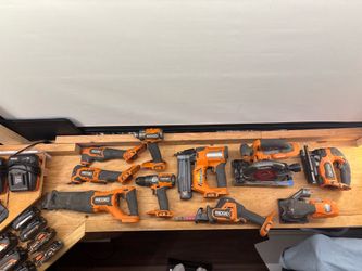Full Ridged Tool Set with Batteries