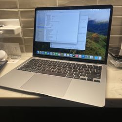 2020 MacBook Air 13” M1. $70 Down 