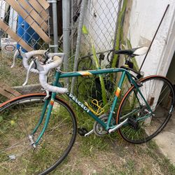 Vintage Peugeot Road Bike 