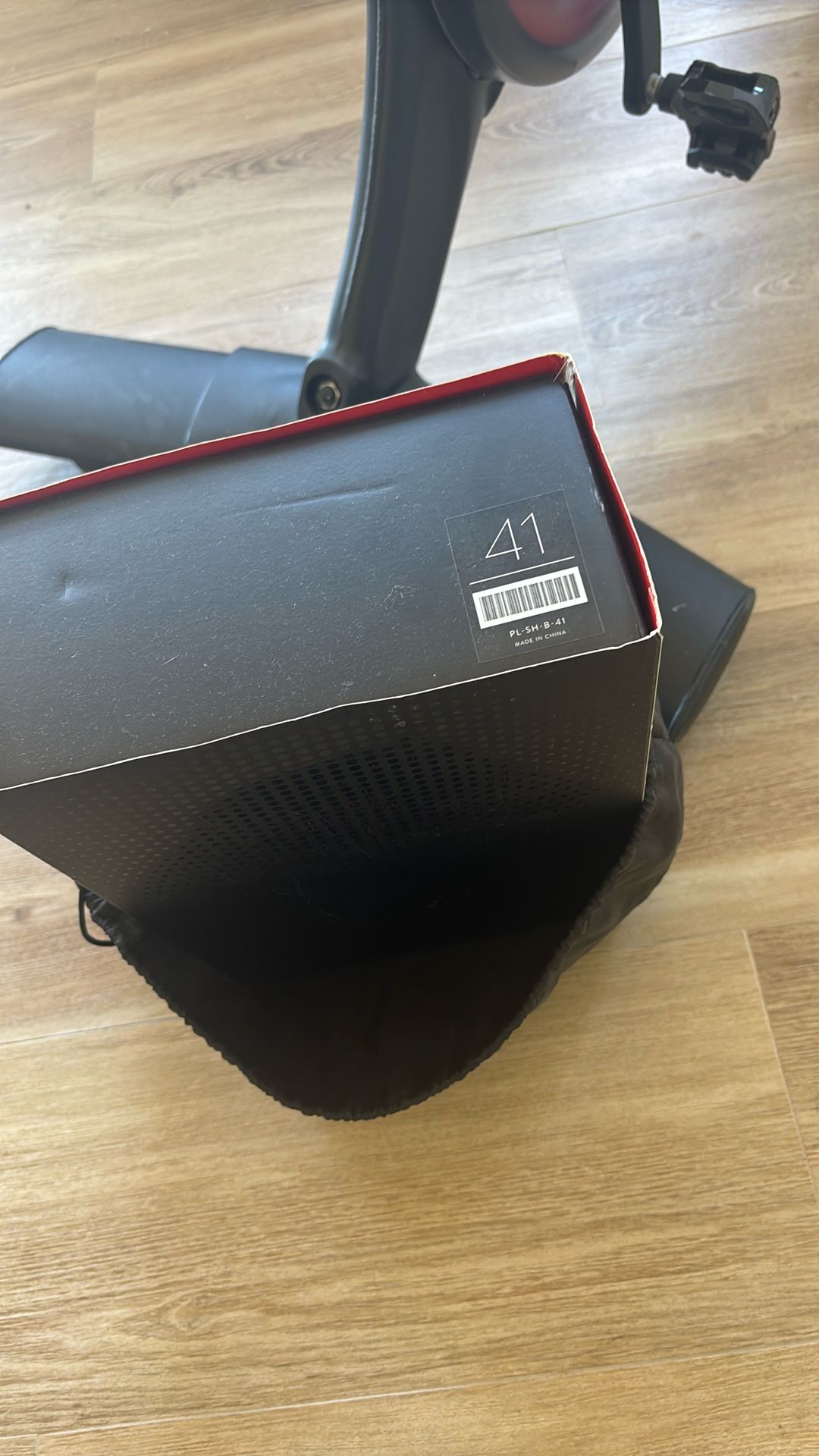 PELETON WITH WEIGHTS & SHOES