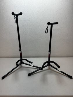 2 Proline Guitar Stands