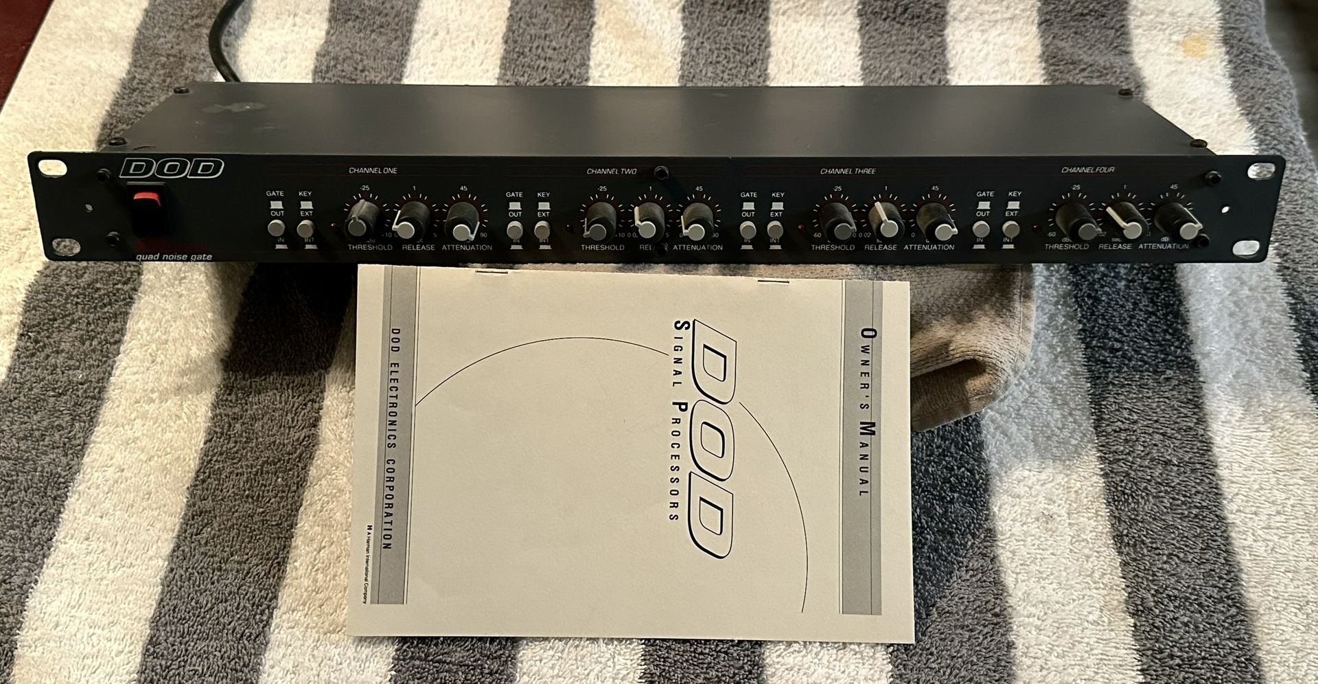 DOD 844 Series II Quad Noise Gate Rackmount Effect Module 