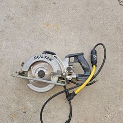 Vintage SkilSaw 5865 Worm 7-1/4” Drive Saw Professional -