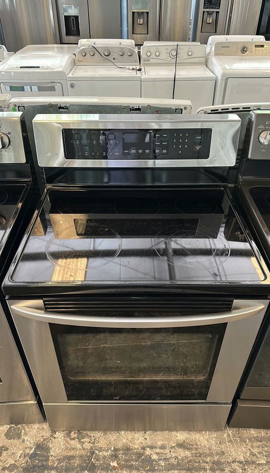 LG Stainless Electric Range SmoothTop