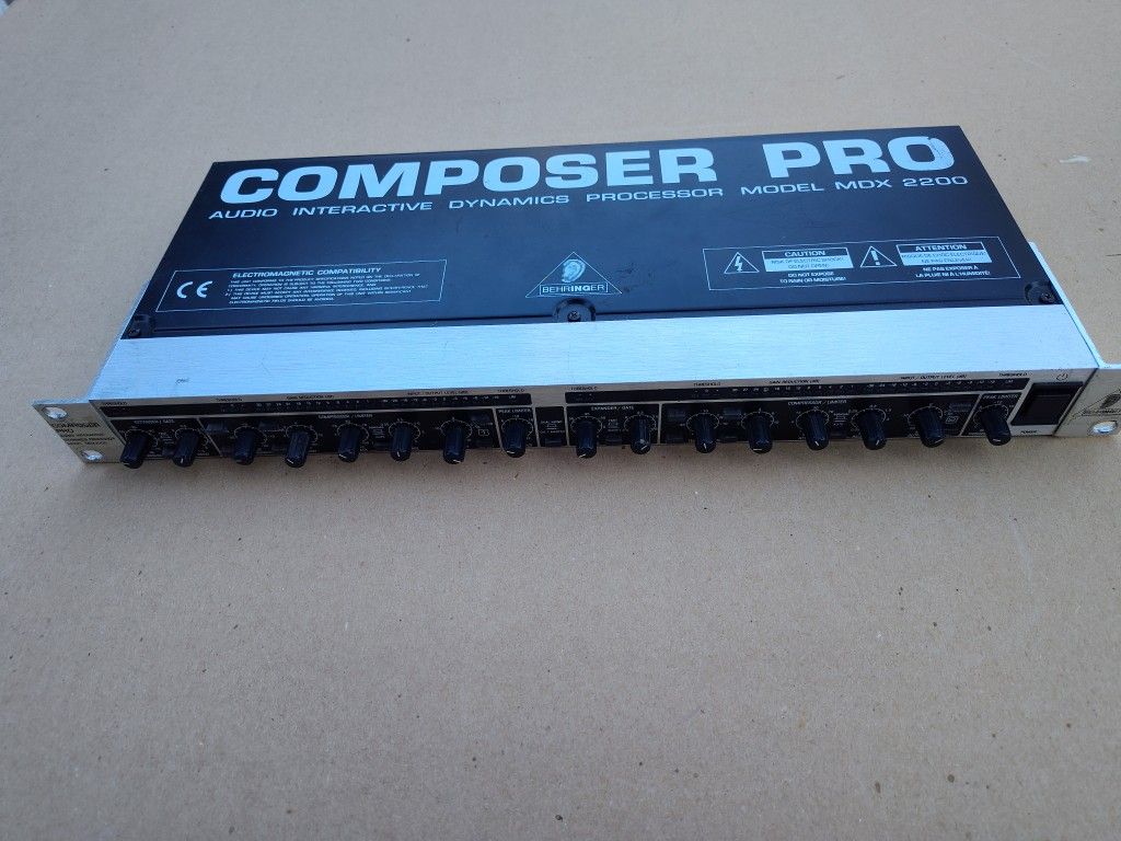 Behringer Composer Pro MDX2200 Compressor
