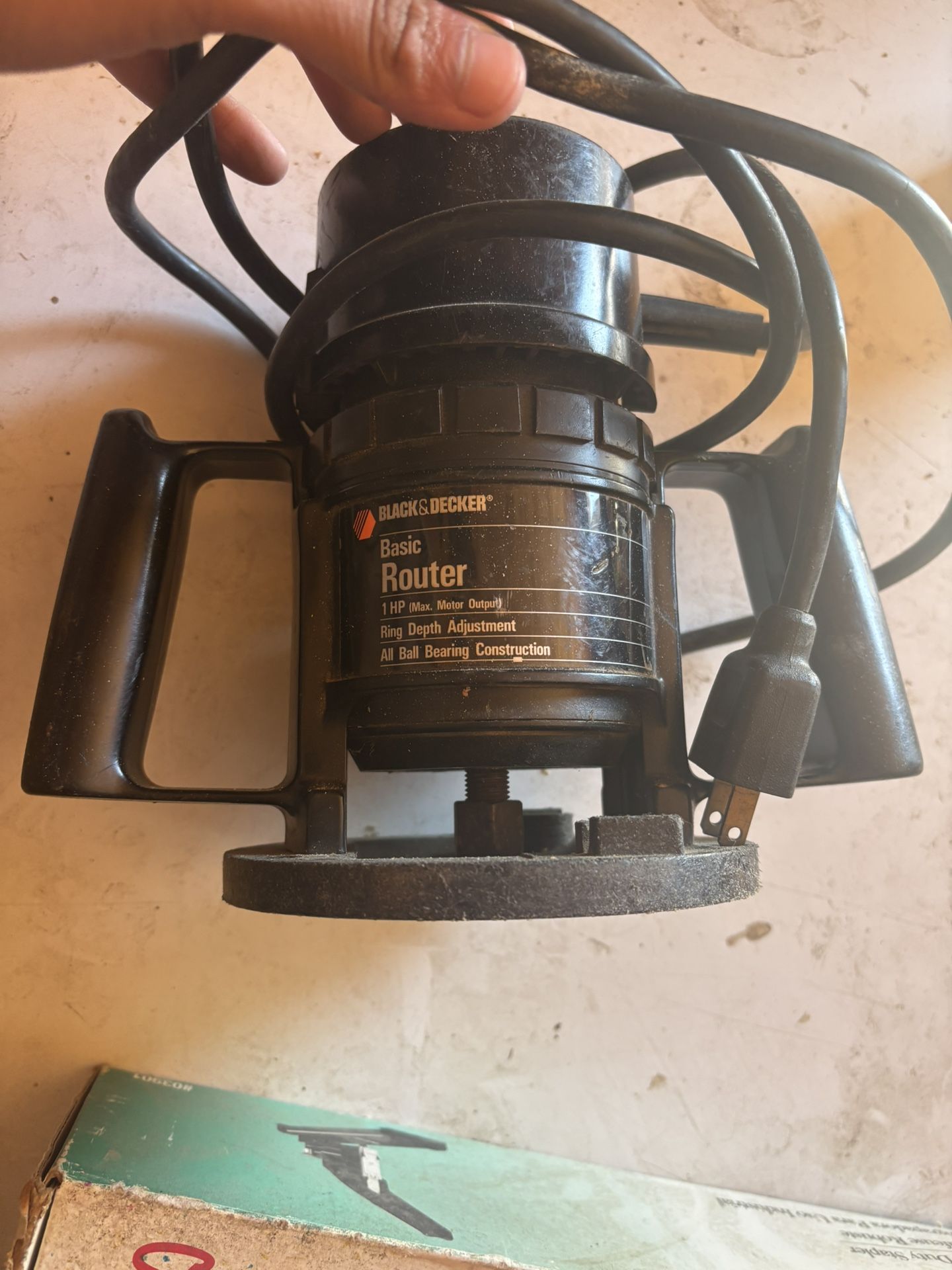 BLACK&DECKER Router