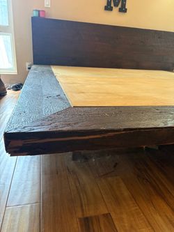 Gorgeous Rustic Reclaimed Barn-wood King/Cal King Platform Bed Frame