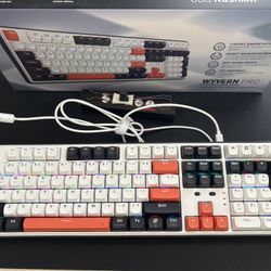 REDRAGON WYVERN PRO Wireless Gaming Mechanical Keyboard