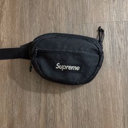 Supreme Sling bag