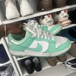 Dunks 