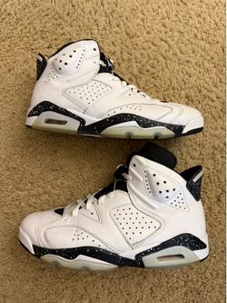 Size 10 (Pre owned, no box) - Air Jordan 6 retro reverse Oreo