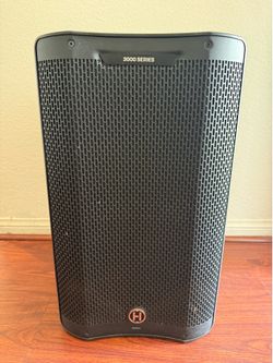 Harbinger VARI V3(contact info removed) Series Powered Speaker