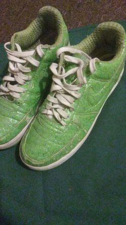 Green Nike