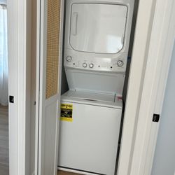 Brand New GE Washer And Drier 