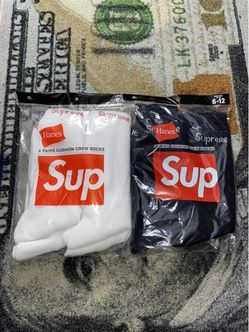Supreme socks