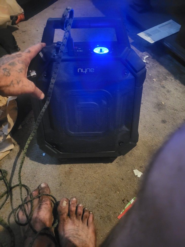 Nyne Bluetooth Speaker