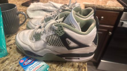 Jordan 4 seafoam size 10