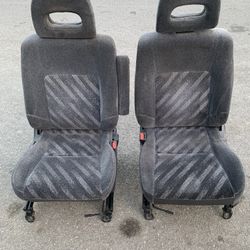 Honda Crv front seats