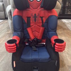 Kids embrace Car seat Spider-Man