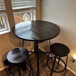 Pub/bar Style Table And Chairs 
