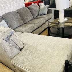 Beautiful Cozy Nice Chaise Sectional!