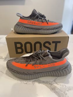 Yeezy Boost 350 V2 (Size Men’s 14.0)