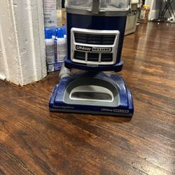 AC And Vacuum Cleaner