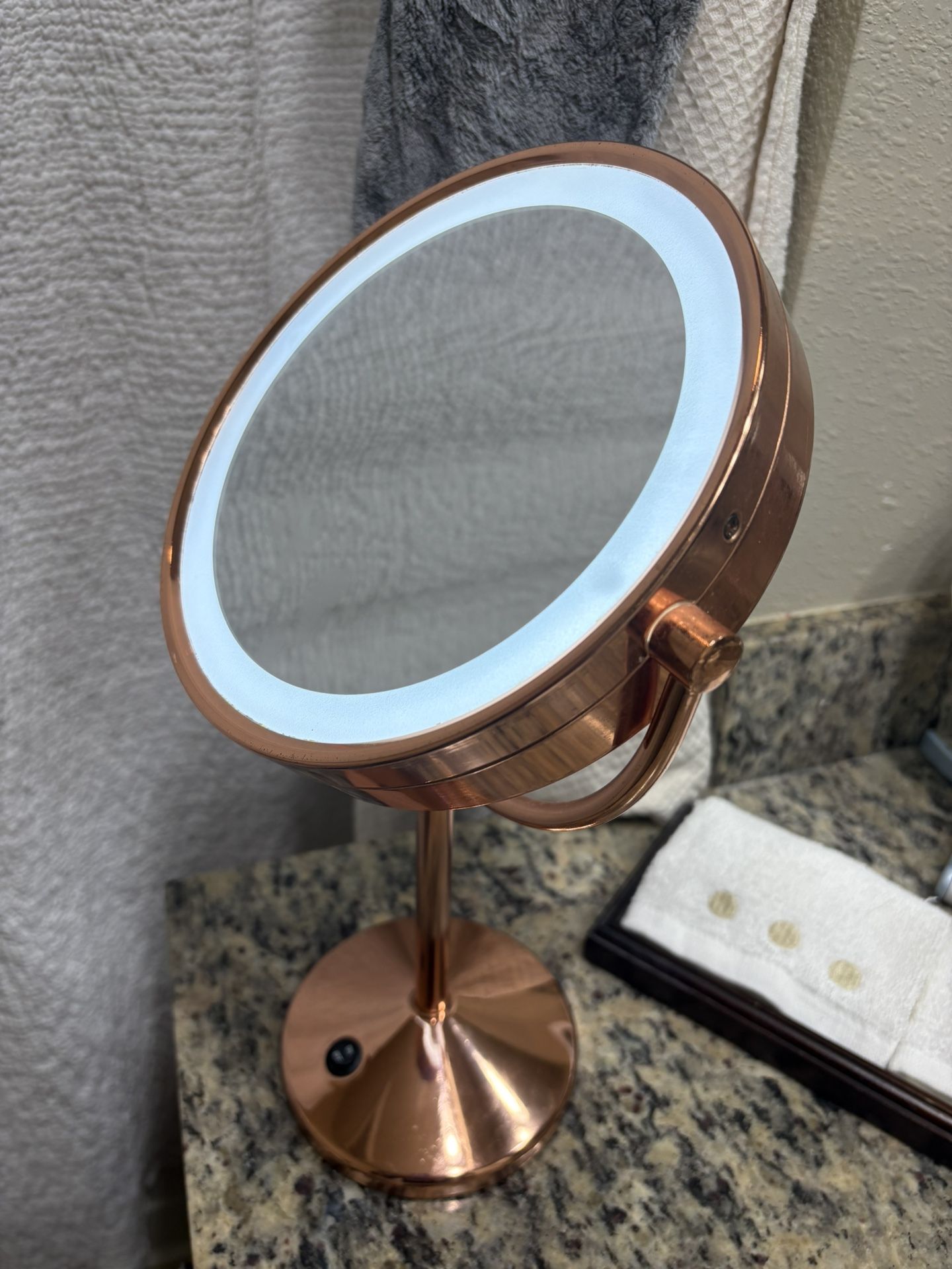 Rose Gold Lighted Vanity Makeup Mirror - Double Sided, LED