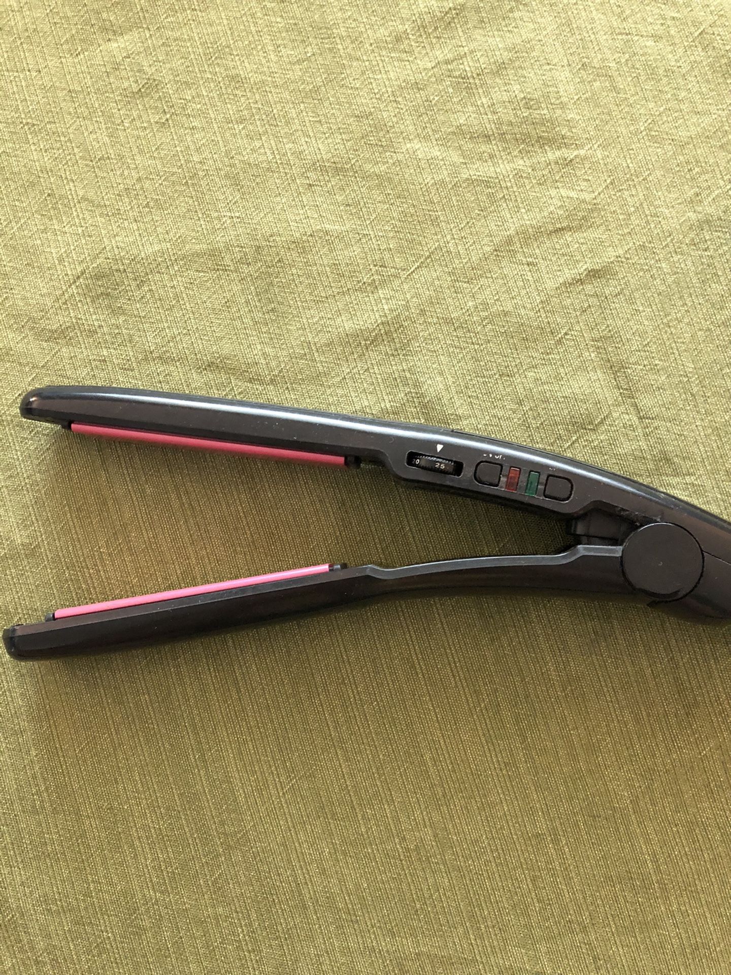 Hair Straightener