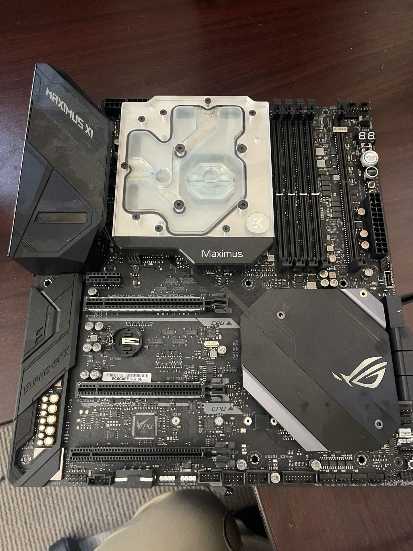 Maximus XI Hero ROG Z390 With Water Cooler And I9-9900k