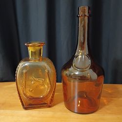 Horse Themed Amber Glass Lot