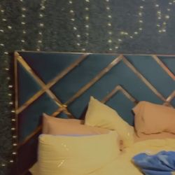 King Head & Base Bored Bed For Sale 