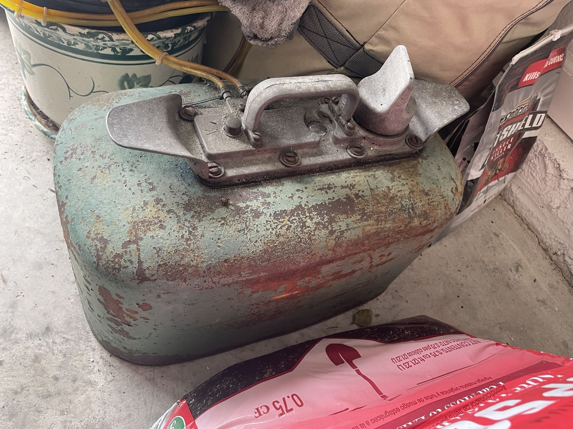 1955 Evinrude Outboard Motor 7.5hp