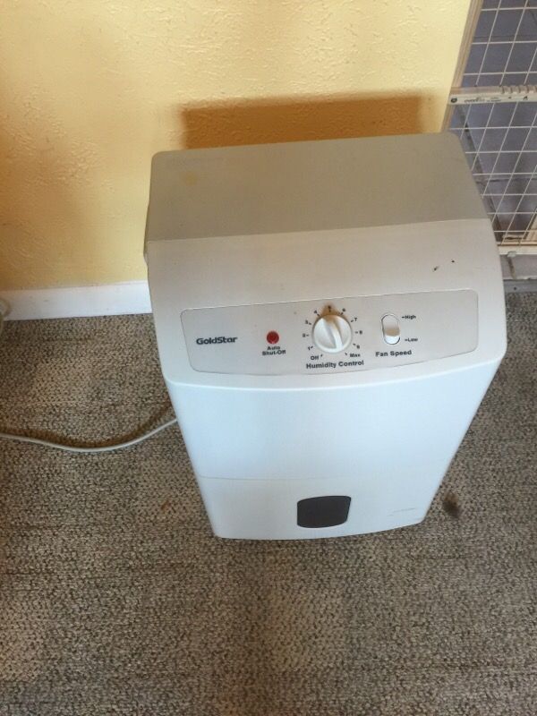 GOLDSTAR dehumidifier model DH30Y4