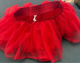 ADORABLE THICK LAYER RED TUTU SIZE S/M GIRLS 9to12 years old