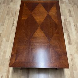 Large Brown Coffee/Ground Dinning Table