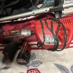 Milwaukee Drill/Impact M12 