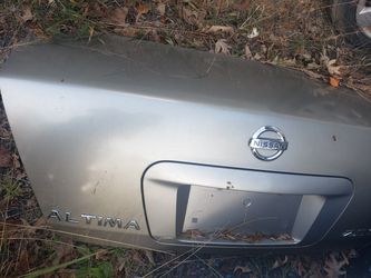 Trunk lid for altima