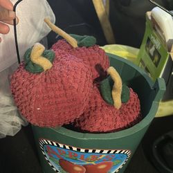 Apple Bucket Decor 