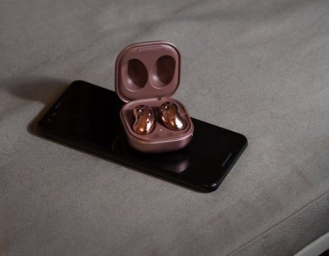 Unbeatable Offers on Samsung Galaxy Buds Live Bluetooth Headsets - Grab the Best Deals Now!