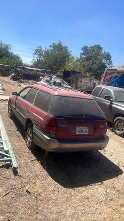Subaru outback.1998